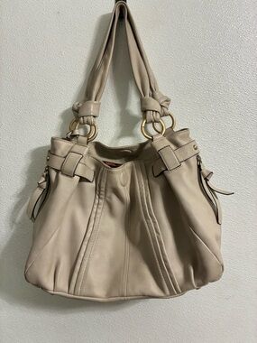 B Makowsky Beige Buttery Leather Shoulder Bag with Gold Ring Accents